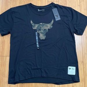 NWT Under Armour “rock” T-shirt
